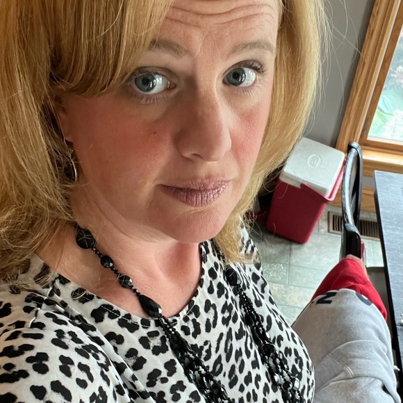 Meet your Posher, Lady Pope. - Picture 9 of 10